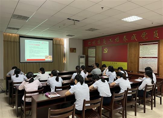 im集团有限公司
组织参加疫情常态化下建筑企业经营管理风险管控培训